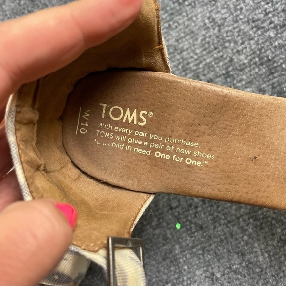 TOMS Women’s Blue/White Aztec Print Canvas Wedge Sandal size: 10 - Picture 8 of 9